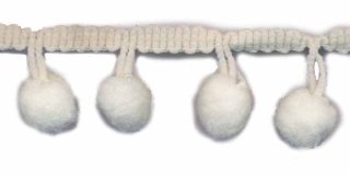 Pompom band creme (ca. 9 meter)