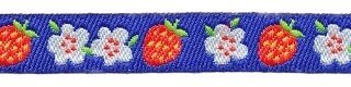 Kobalt blauw sierband met rode aardbeien en witte bloemetjes 12 mm (ca. 22 m)