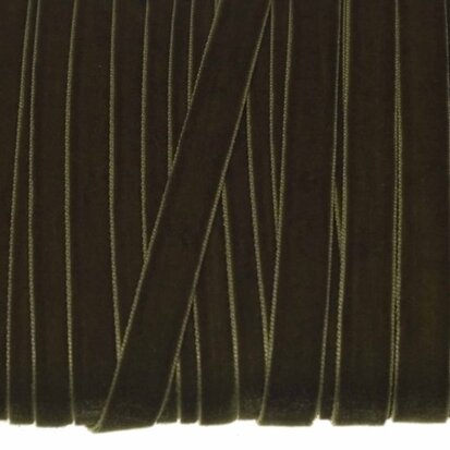 Legergroen fluweelband 10 mm (ca. 10 m)