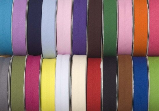 Set: 22 kleuren gevouwen biaisband 20 mm (ca. 440 meter)