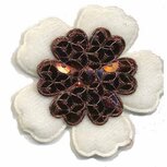 Applicatie glim/pailletten bloem creme/bruin 45 mm (10 stuks) Applicatie glim/pailletten bloem creme/bruin 45 mm (10 stuks)