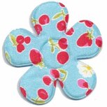 Applicatie bloem licht blauw met kers en aardbei groot (ca. 25 stuks) Applicatie bloem licht blauw met kers en aardbei groot (ca. 25 stuks)