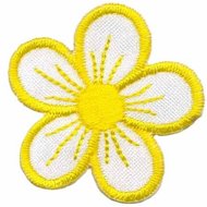 Applicatie bloem wit/geel (ca. 10 stuks)