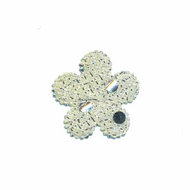 Applicatie glitter bloem creme klein 25 mm (ca. 25 stuks)